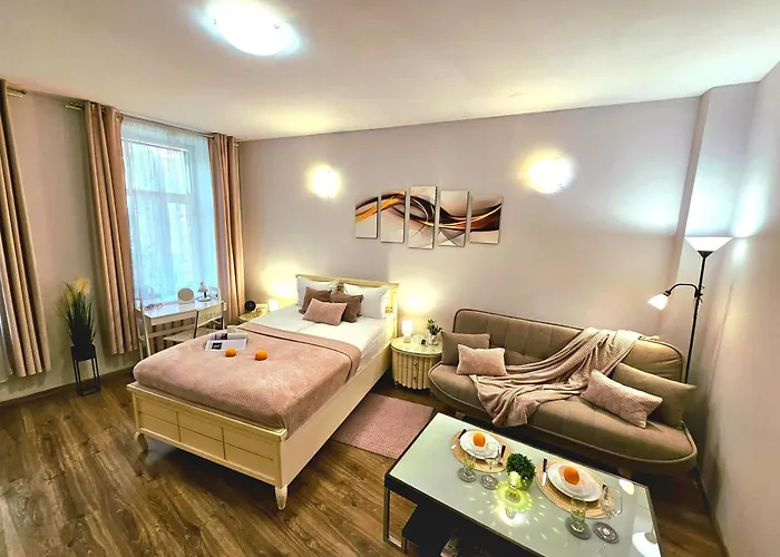 Romantic Studio Apt-Great Location- City Center-Free Parking-Self Check-In- Till Old Town 20 Min