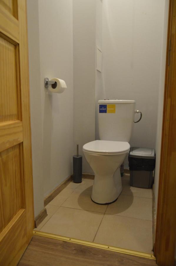 Romantic Apt-great Location- Center-free Parking-self Check-in- Old Town 20 Min Lägenhet Riga